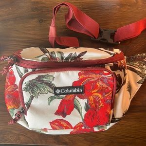 NWT Columbia Fanny Pack